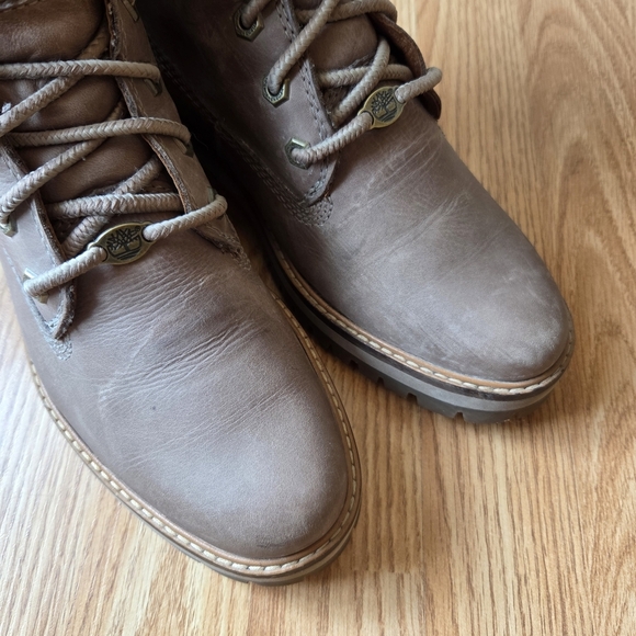 Timberland Women's Courmayeur Valley 6" Ankle Chunky Boot Taupe Gray Size 8.5 - Picture 10 of 14